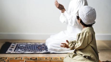 التربية الأخلاقية في الفكر التربوي الإسلامي ومدى الاستفادة منها