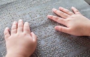 وسائل تعليمية لذوي الاحتياجات الخاصة